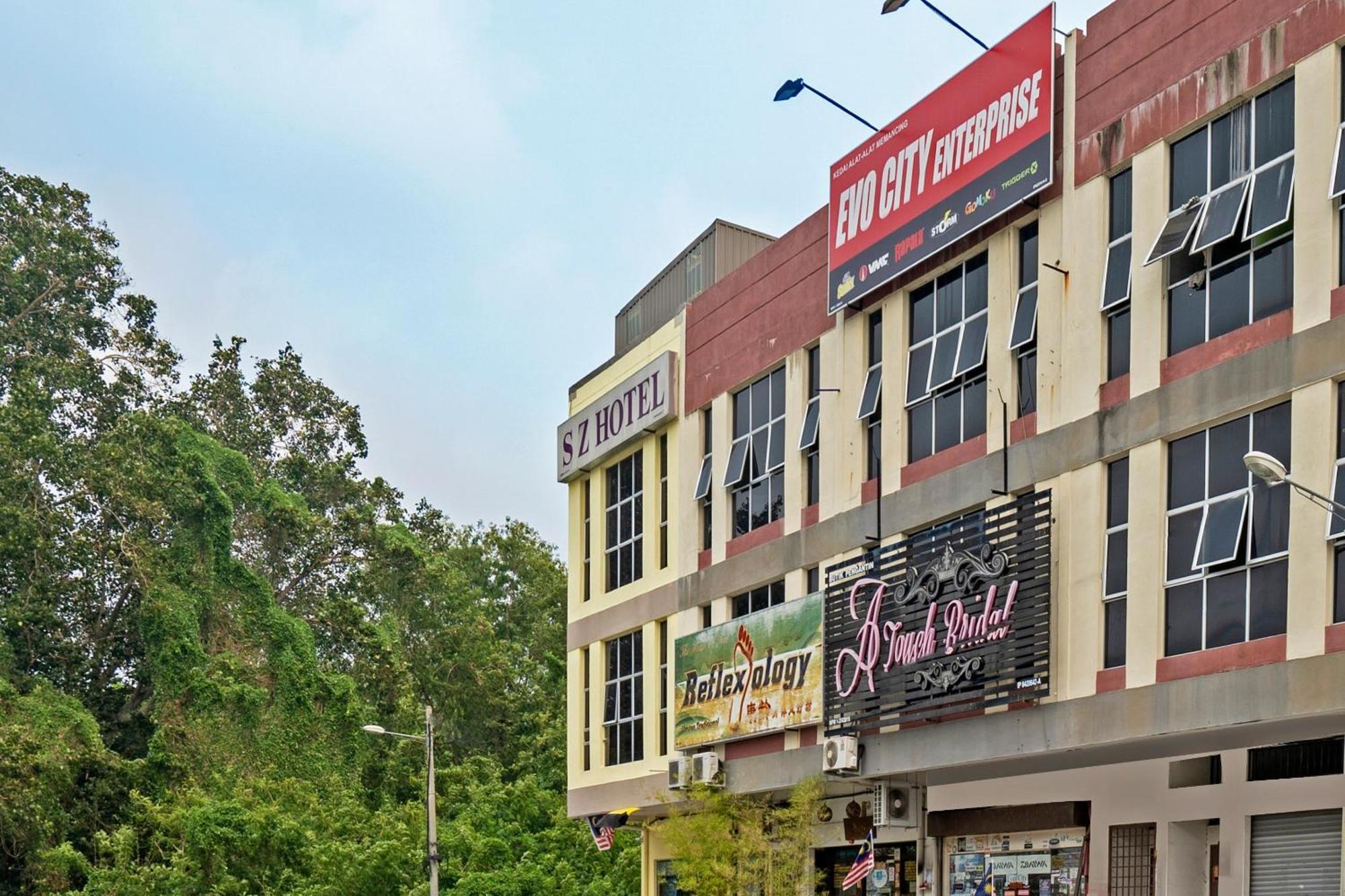 Sz Hotel Lumut Eksteriør bilde