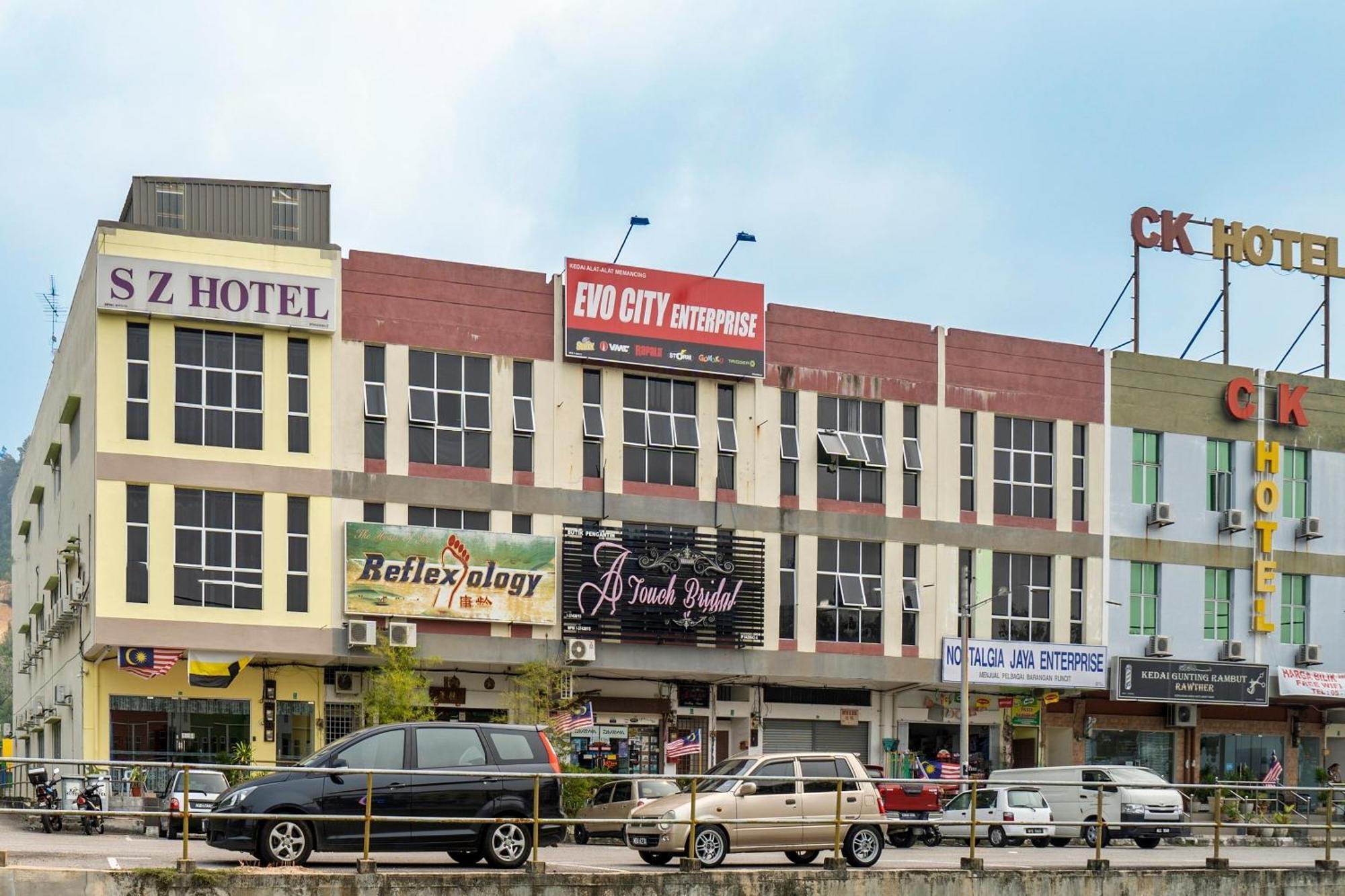Sz Hotel Lumut Eksteriør bilde